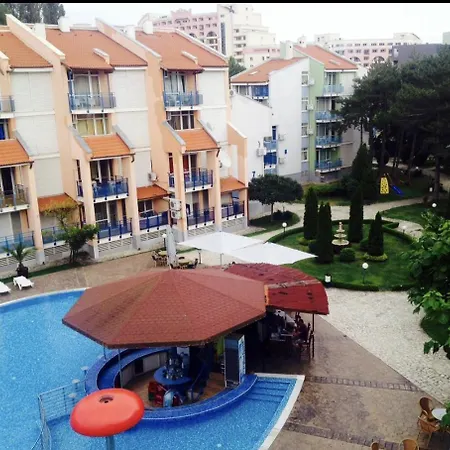 Hotel apartamentowy Spacious Modern Two-bedroon In Elit 1 Complex