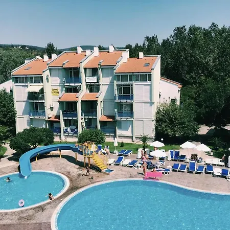 Spacious Modern Two-bedroon In Elit 1 Complex Słoneczny Brzeg