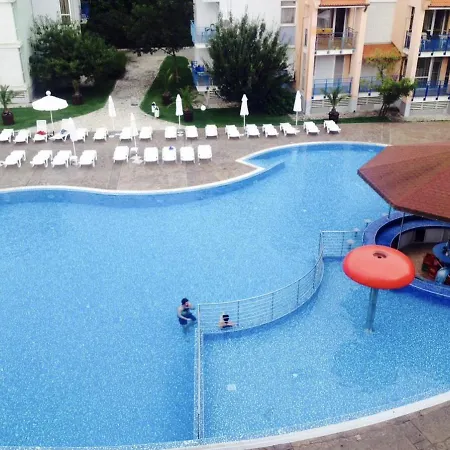 Spacious Modern Two-bedroon In Elit 1 Complex Hotel de apartamente