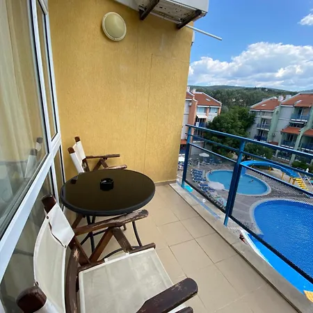 Spacious Modern Two-bedroon In Elit 1 Complex 3*