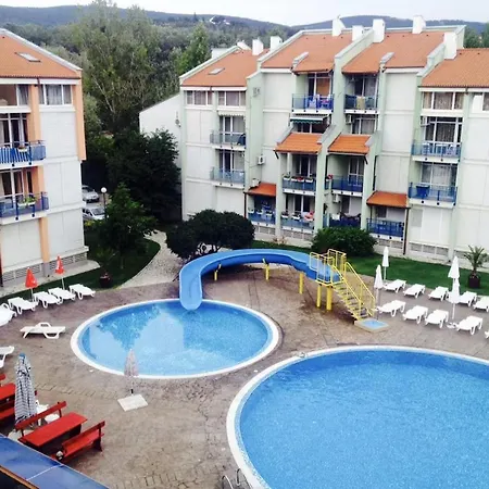 Spacious Modern Two-bedroon In Elit 1 Complex Aparthotel Slantschew brjag